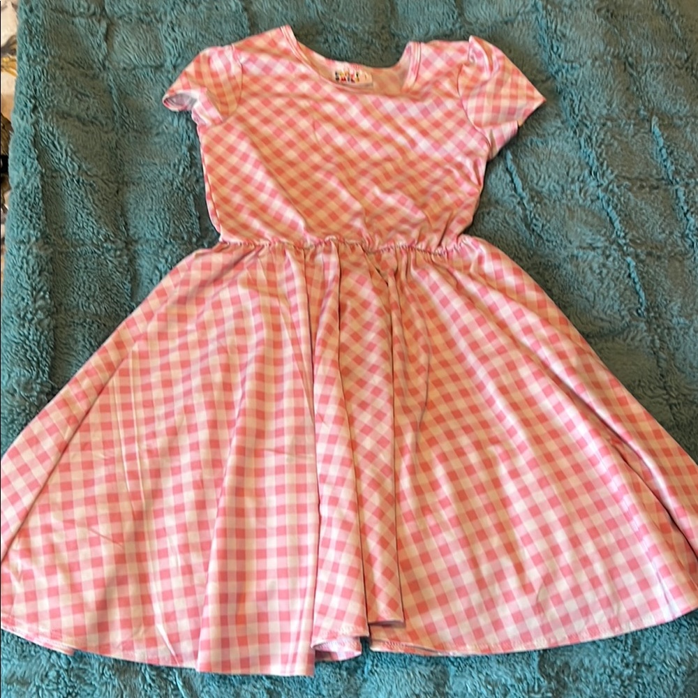 Dot Dot Smile Pink and White Dress size 7